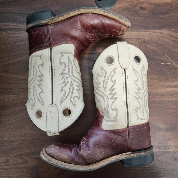 Old West Country Western Cowboy Boots - Picture 3 of 16